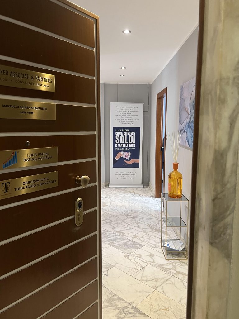 domiciliazione legale milano - ingresso uffici San Babila